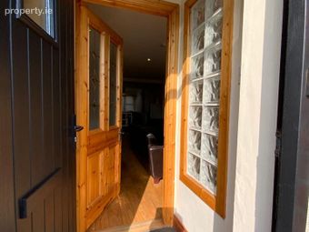 3 West Terrace, Parnell Park, Dundalk, Co. Louth - Image 2
