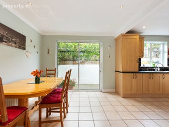 14 Kingston Avenue, Ballinteer, Dublin, Ballinteer, Dublin 16 - Image 4
