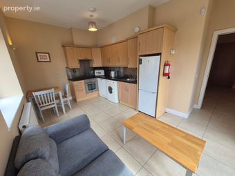 7 Hewitt House, Watercourse Road, Blackpool, Co. Cork - Image 2