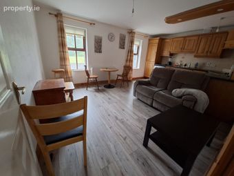 32 River Walk, Crossmolina, Crossmolina, Co. Mayo - Image 2