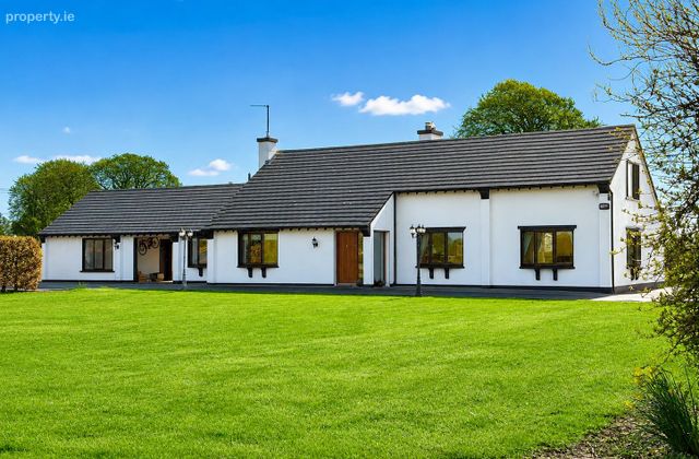 Coolvuck, Ballykeeran, Baylin, Bealin, Co. Westmeath - Click to view photos
