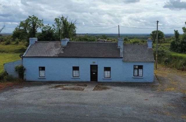 Fairymount, Castlerea, Castlerea, Co. Roscommon - Click to view photos
