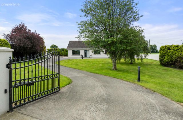 Ballyvelig, Campile, Campile, Co. Wexford - Click to view photos
