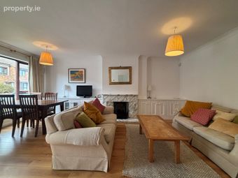 Lansdowne Village, Dublin 4, Sandymount, Dublin 4 - Image 2