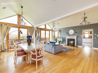 18 Alder Lodge, Farmleigh Avenue, Farmleigh Woods, Castleknock, Castleknock, Dublin 15 - Image 4