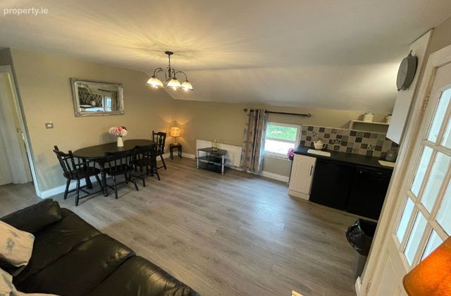 Shantonagh, Castleblayney, Co. Monaghan, Tullyamalra, Co. Monaghan - Click to view photos