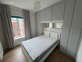 Apartment 37, Pier 19, Dublin 8 - Image 5