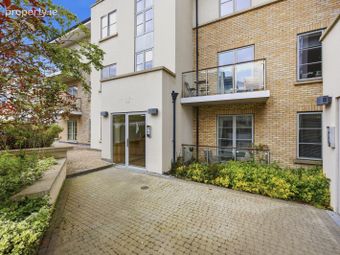 Apartment 15, The Anchorage, The Crescent, Robswall, Malahide, Co. Dublin - Image 2