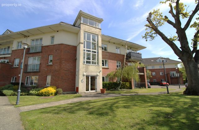 20 Annaly Close, Block 7b, Ongar, Dublin 15 - Click to view photos