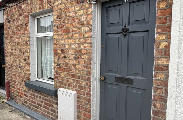 Windmill Road, Drogheda, Co. Louth - Click to view photos