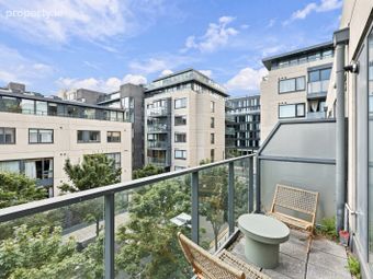 19 Hanover Quarter, Grand Canal Dock, Dublin 2 - Image 2