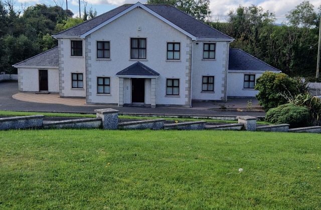 Belleek Road, Ballyshannon, Co. Donegal - Click to view photos