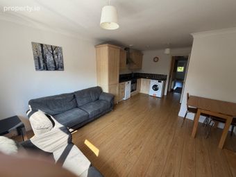 17 Millfield Manor, Millfield, Newbridge, Co. Kildare - Image 4