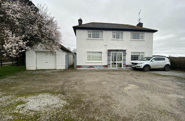 Girlough House, Ballinascartha, Midleton, Co. Cork, Castlemartyr, Co. Cork - Click to view photos
