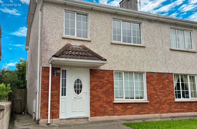 37 Manor Park, Mallow, Co. Cork - Click to view photos