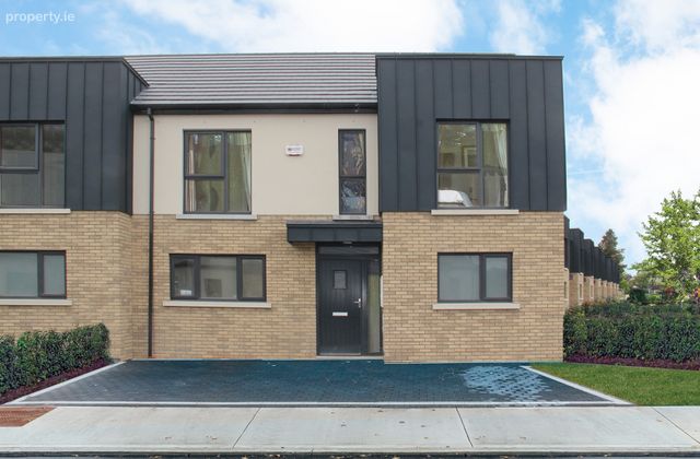 Mill Harbour, Mill Harbour, Sallins, Co Kildare, Sallins, Co. Kildare - Click to view photos