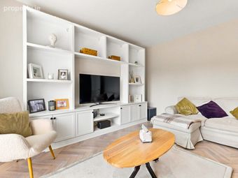 11 Rowan Walk, Kilcarbery, Co. Dublin - Image 3