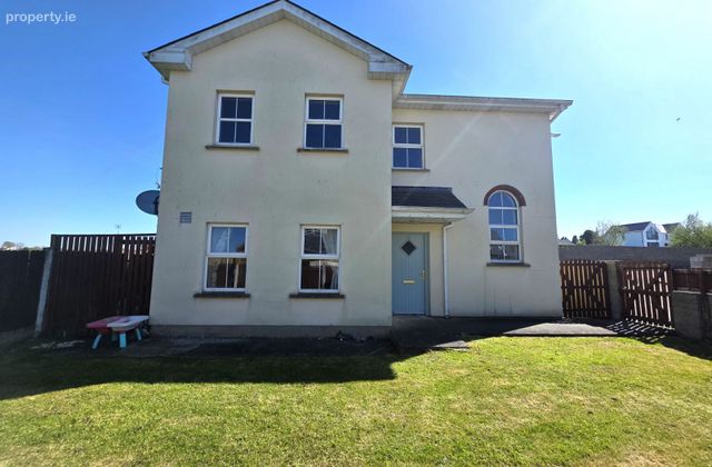 90 Caiseal Na R&iacute;, Cashel, Clonmel, Co. Tipperary - Click to view photos
