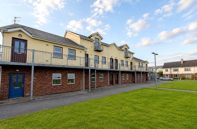 21 Ballycasey Court Apartments, Shannon, Co. Clare - Click to view photos