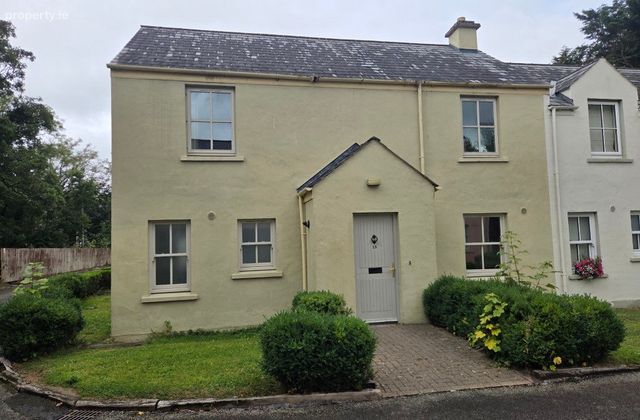 13 Bunratty Castle Gardens, Bunratty, Hurlers Cross, Co. Clare - Click to view photos