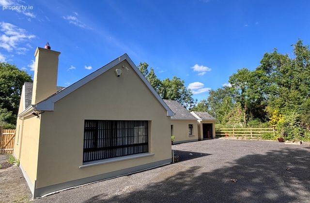 Athea Lower, Athea, Limerick, Athea, Co. Limerick - Click to view photos