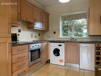 Cruagh Court, Stepaside, Dublin 18 - Image 3
