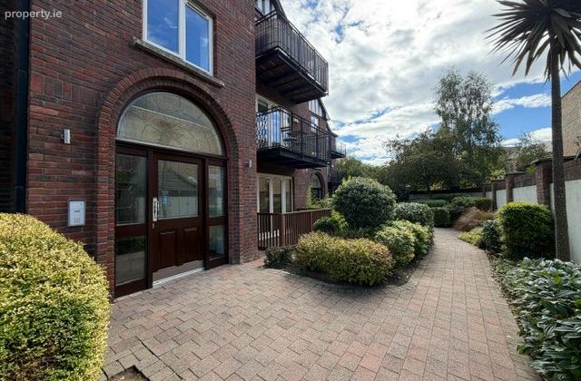 Eden Gate, Delgany, Delgany, Co. Wicklow - Click to view photos