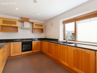 5 Cloonlara Square, Phoenix Park Racecourse, Castleknock, Dublin 15, Castleknock, Dublin 15 - Image 3
