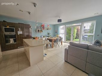 Dargan Drive, Honey Park, Dun Laoghaire, Co. Dublin - Image 3