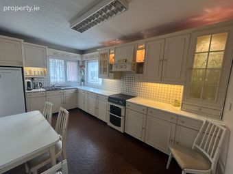2 Ferndale Avenue, Woodlawn, Killarney, Co. Kerry - Image 4