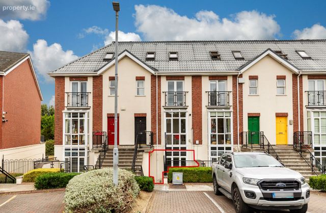 9 Lanesborough Crescent, Finglas, Dublin 11 - Click to view photos