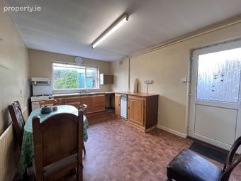 38 Pearse Park, Clonmel, Co. Tipperary, Clonmel, Co. Tipperary - Image 5