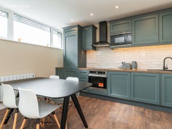 7b Main Street, Newbridge, Co. Kildare - Image 4
