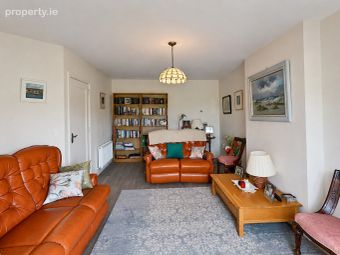 9 Cois Glais&iacute;n Avenue, Johnstown, Johnstown, Co. Meath - Image 3