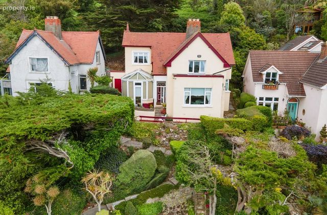 Heather Hill, 36 Carrickbrack Road, Howth, Dublin 13 - Click to view photos