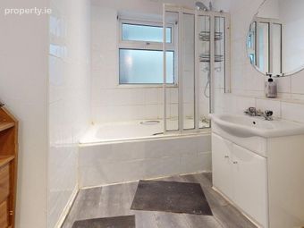 17 Cabinteely Crescent, Cabinteely, Dublin 18, Cabinteely, Dublin 18 - Image 5