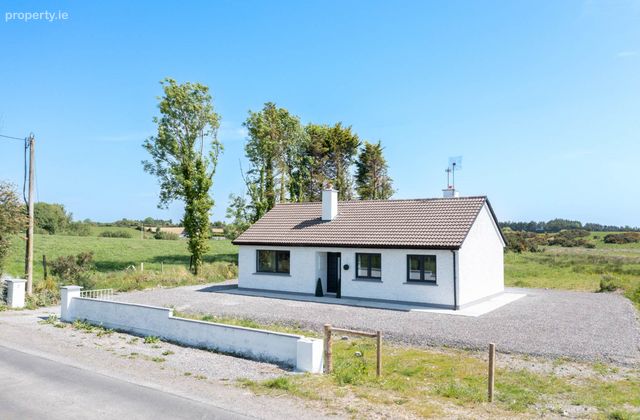 Brierfort, Williamstown, Co. Galway, Williamstown, Co. Galway - Click to view photos