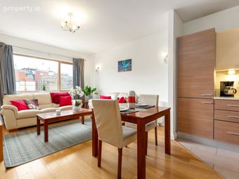 Apartment 12, Hyde Court, Dublin 2 - Image 3