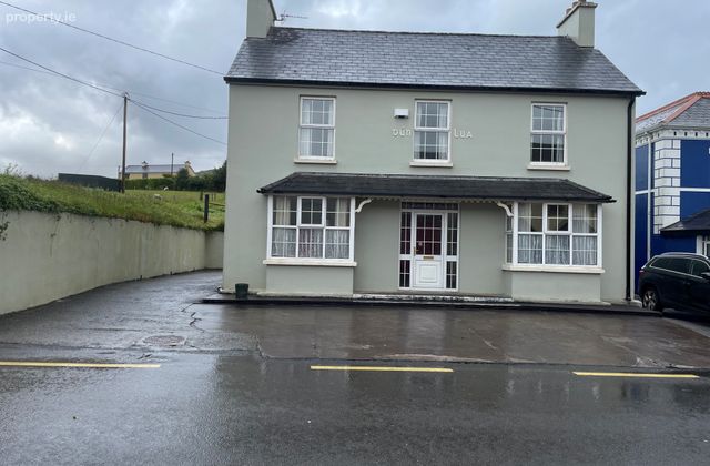 Dun Lua, Dromanailligh, Ballingeary, Co. Cork, Ballingeary, Co. Cork - Click to view photos