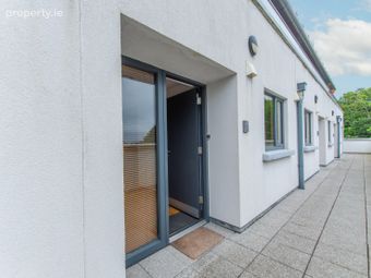 Apartment 9, Crescent Villas, Taylor's Hill, Co. Galway - Image 2