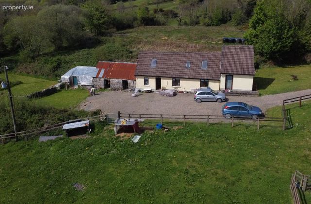 Smeakles House, Glendree Lower, Glendree, Co. Clare - Click to view photos