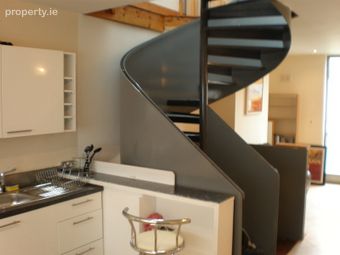 Apartment 5 Temple Bar Square, Temple Bar, Dublin 2, Temple Bar, Dublin 2 - Image 4