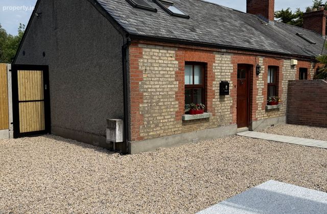5 Mountainview Cottages, Porterstown Road, Carpenterstown, Dublin 15 - Click to view photos