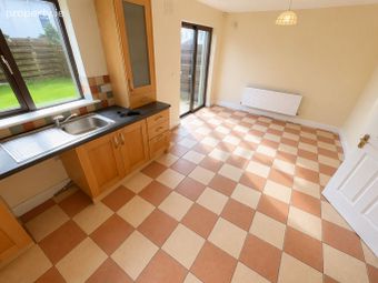 8 The Avenue, Bellfield, Ferrybank, Kilkenny, Co. Kilkenny - Image 4