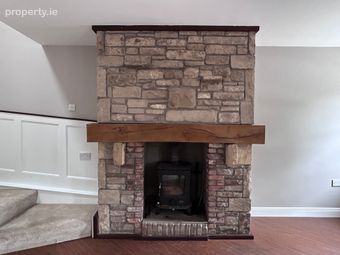 1 Kilnamanagh Close, Dundrum, Co Tipperary, Dundrum, Co. Tipperary - Image 2