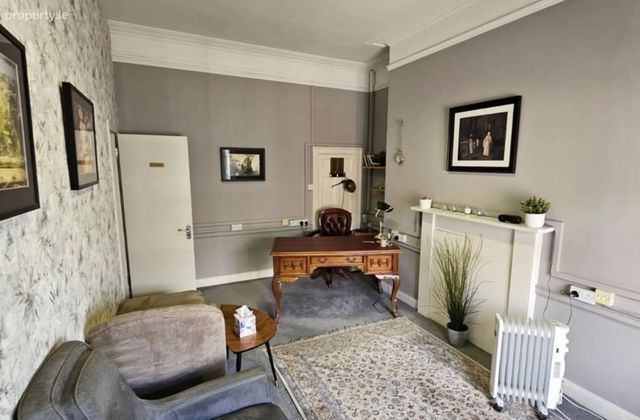 Fitzwilliam Street Upper, Dublin 2 - Click to view photos