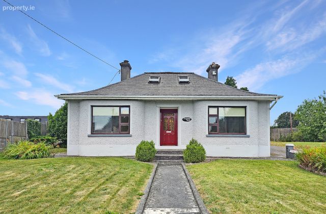 Flagmount House, Clare Road, Ennis, Co Clare, Ennis, Co. Clare - Click to view photos
