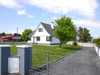 Lissacarha, Kilkerrin, Co. Galway - Image 2