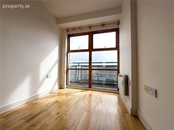 33 Crescent Court, Father Griffin Road, Galway City Centre, Galway, Claddagh, Co. Galway - Image 5