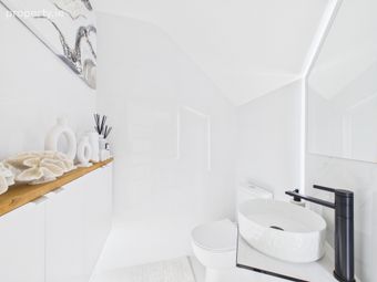 65 Meadowbank, Baile Na Ndeise, Waterford, Waterford City Centre, Co. Waterford - Image 5